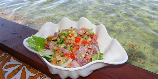 Salade de poisson cru